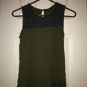 Women’s Green Tank w/ Blue Embroidery!